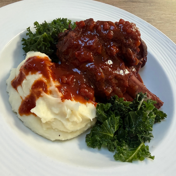 Steph’s Slow Cooked Lamb Shanks in Red Wine Gravy