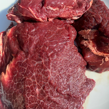 Slow Cooker Braised Beef Cheeks in Red Wine