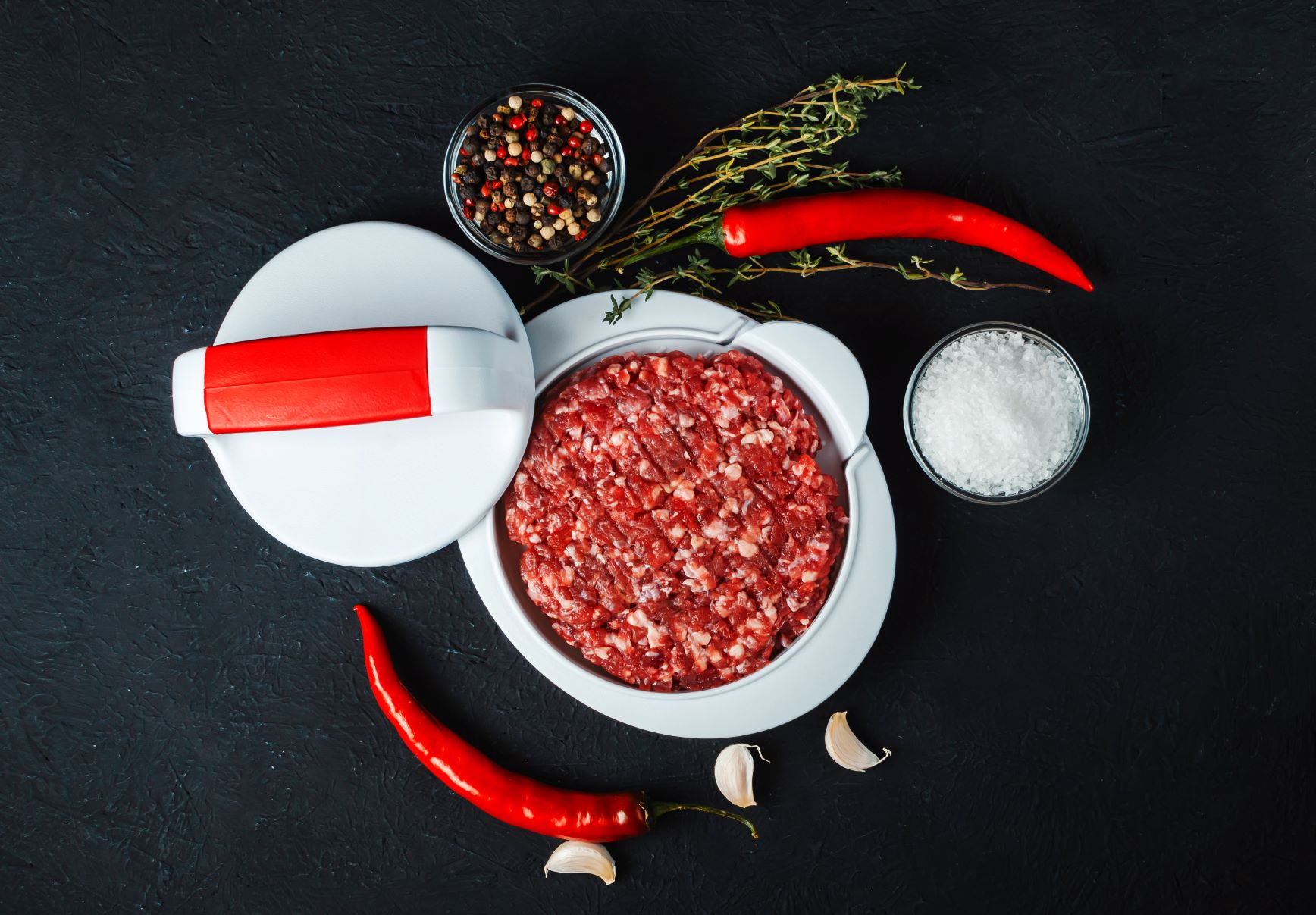 Chilli Beef Burgers (pack of 4)(contains gluten, soya, sulphites and chilli)